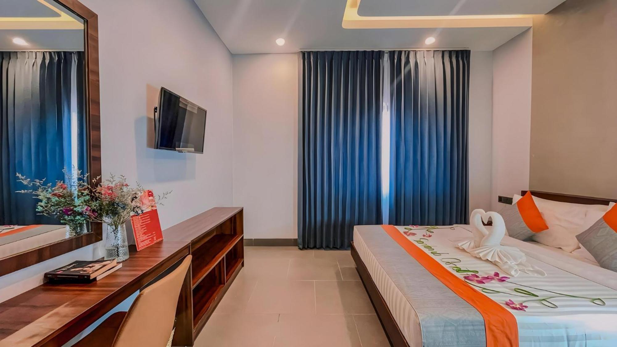 The Luxury Hotel Sziemreap Kültér fotó