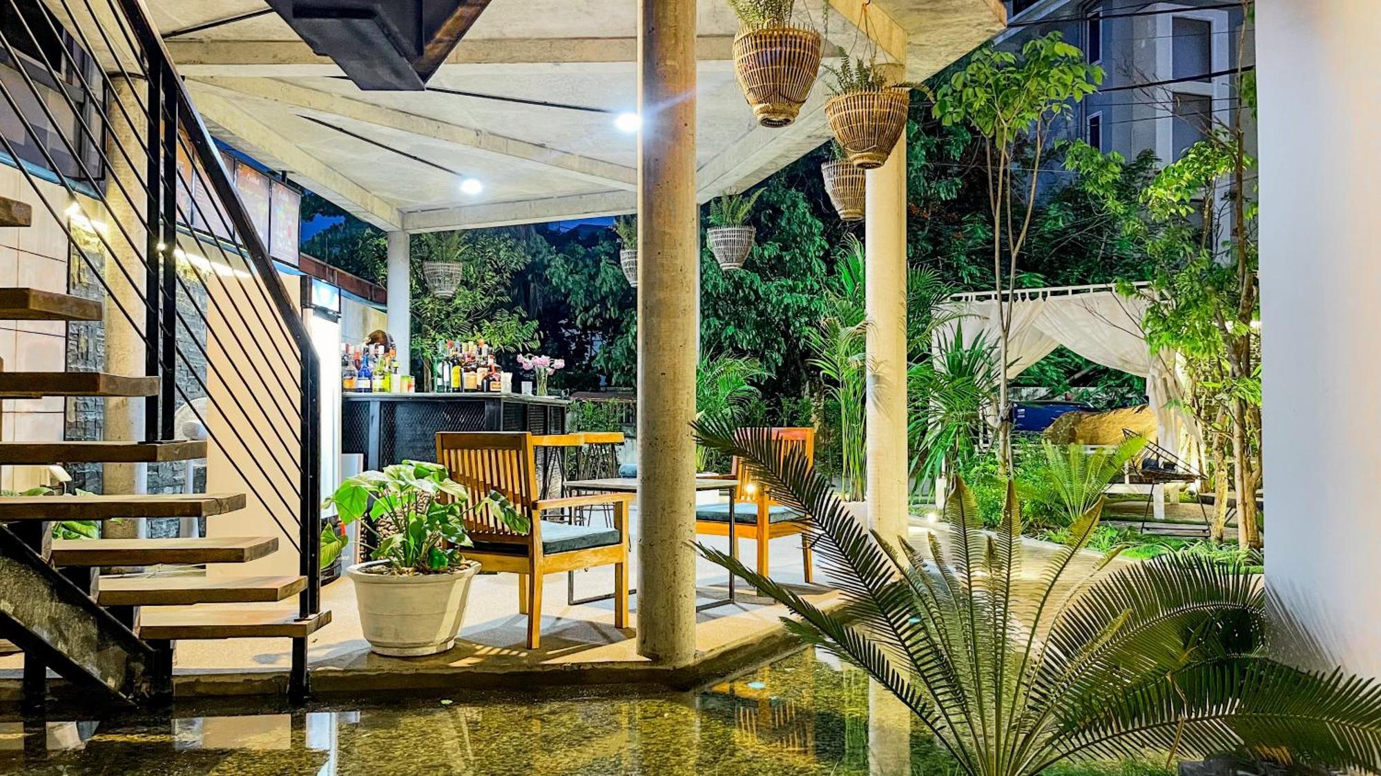 The Luxury Hotel Sziemreap Kültér fotó